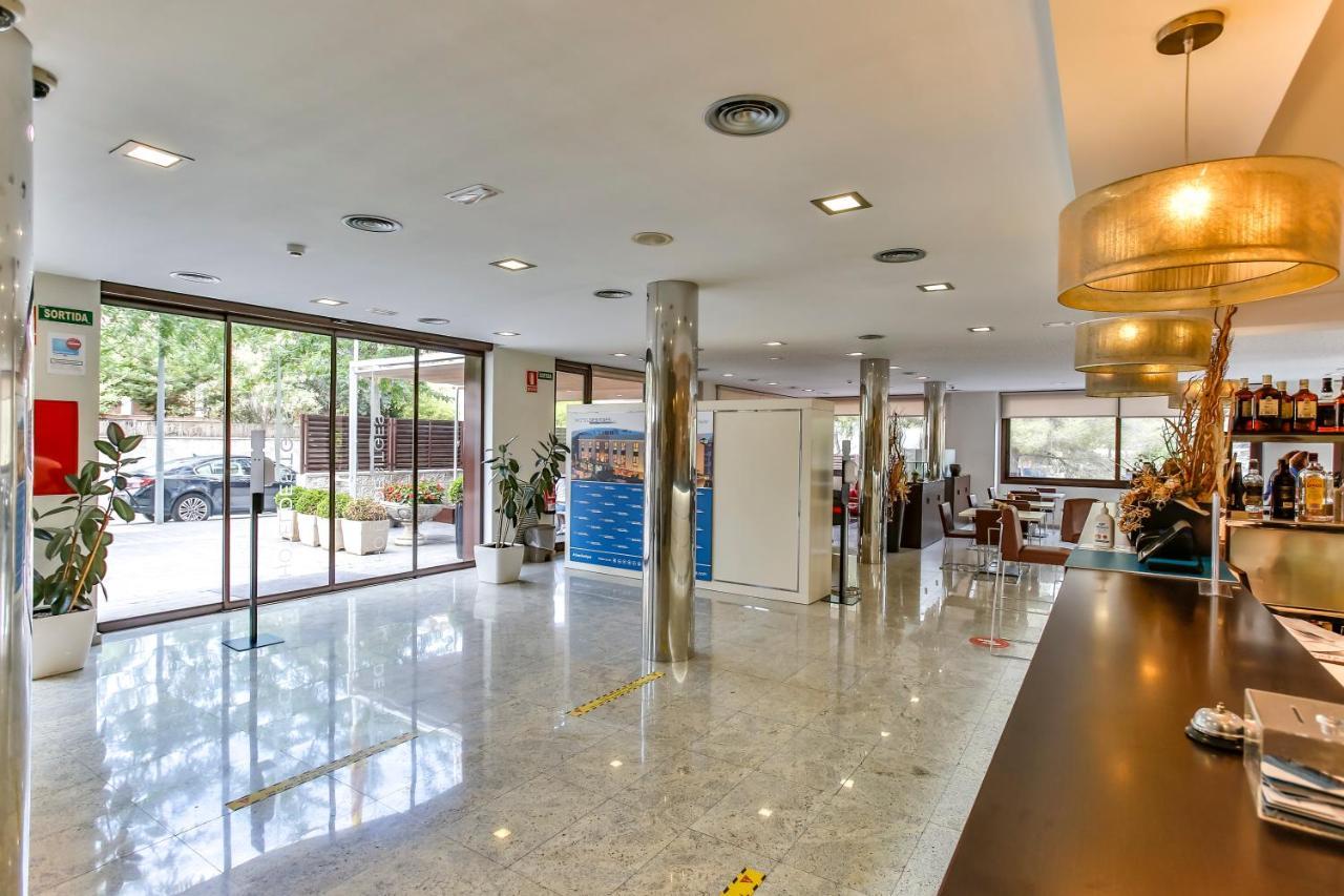 Hotel Desitges Luaran gambar