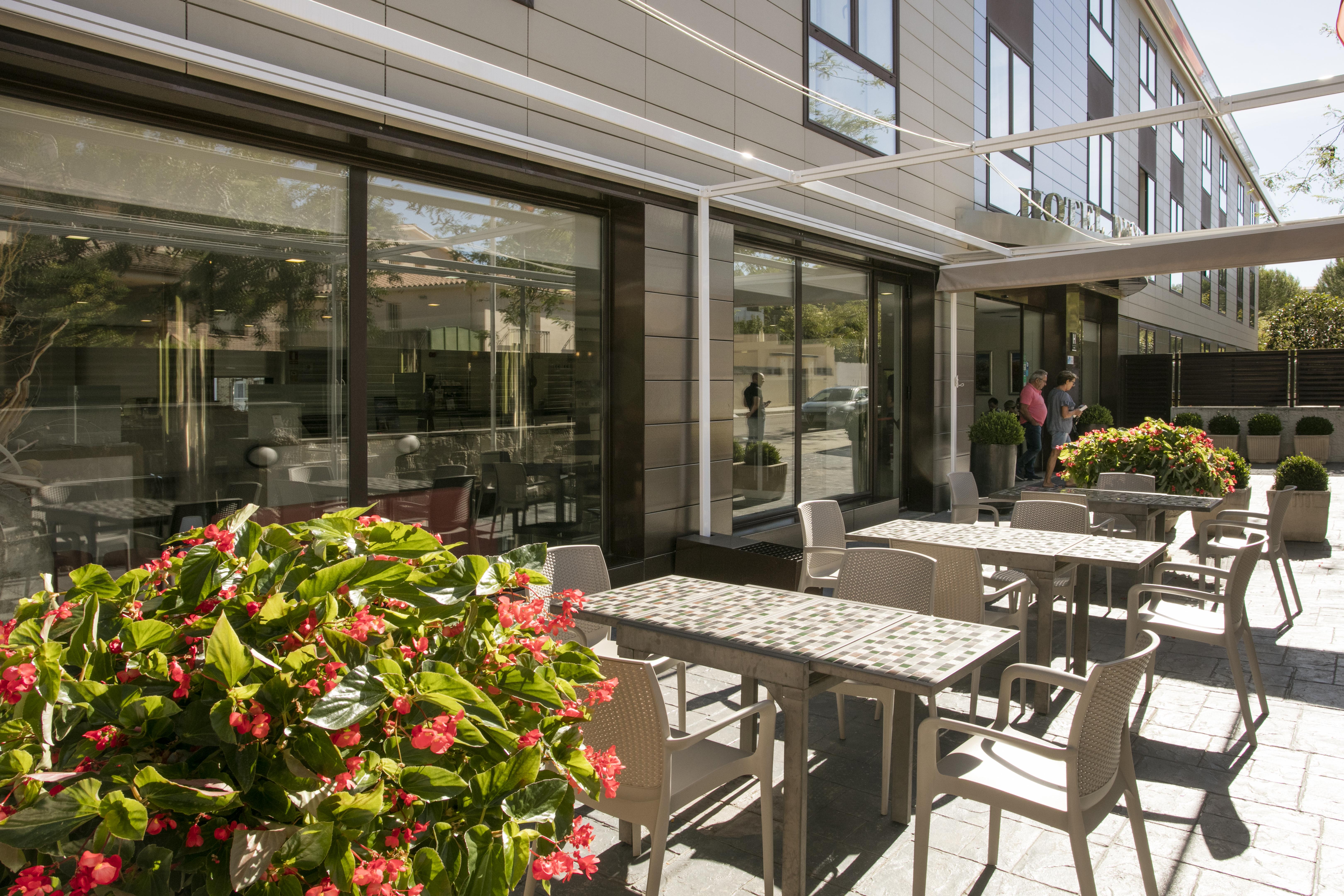 Hotel Desitges Luaran gambar
